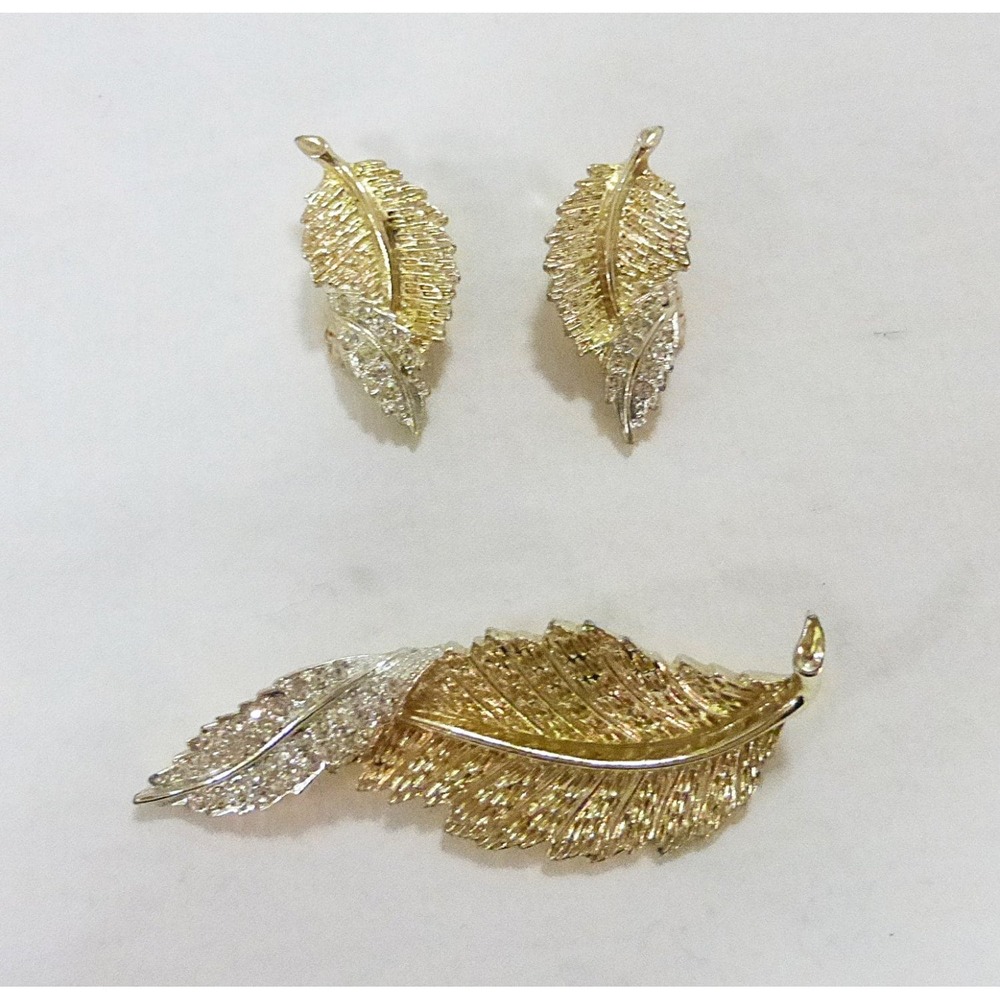 Vintage sarah coventry gold silver tone leaf brooch and clip earrings set rhines